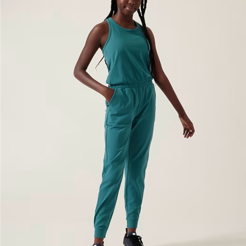 Athleta Girls Hop skip and a Jumpsuit. Brand new. Size large.